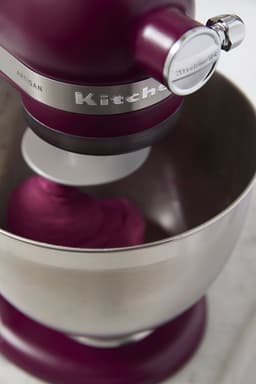 2022 Color of the Year Beetroot Stand Mixer